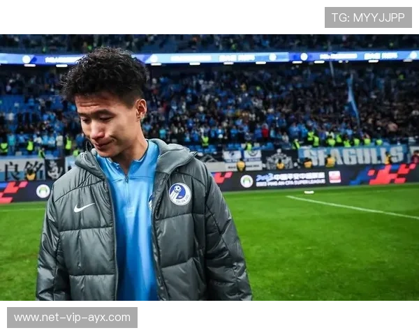 大连英博锋线林良铭梅开二度，助球队逆转